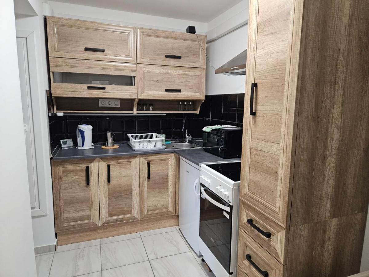 Holiness Apartmanok Segedyn Zewnętrze zdjęcie